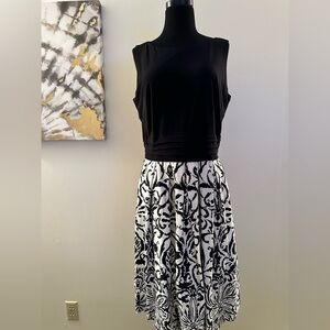 Ralph Lauren ladies dress size 12, with zipper in the back.